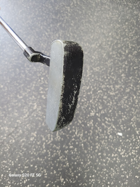 Vist Large View of Product Image Which is Used PUTTER Mens Putter RH