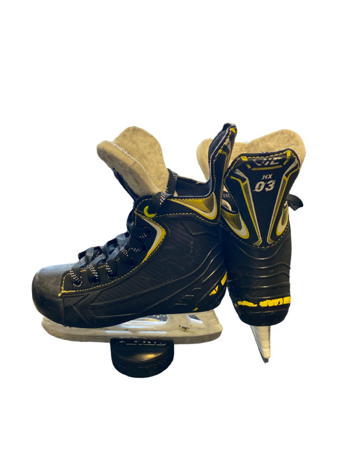 Vist Large View of Product Image Which is Used Victoria Sport HX03 Junior Hockey Skate Junior 01