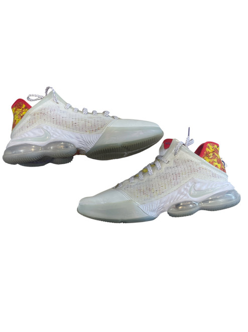 Vist Large View of Product Image Which is Used Nike FRUITY PEBBLES LEBRON Basketball Shoes M White Senior 9.5