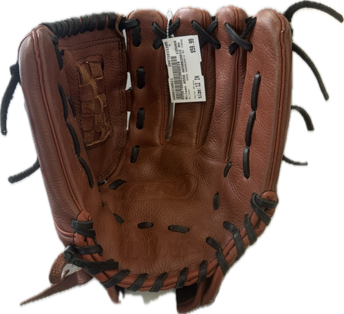Vist Large View of Product Image Which is Wilson A550, Baseball glove, Right hand throw