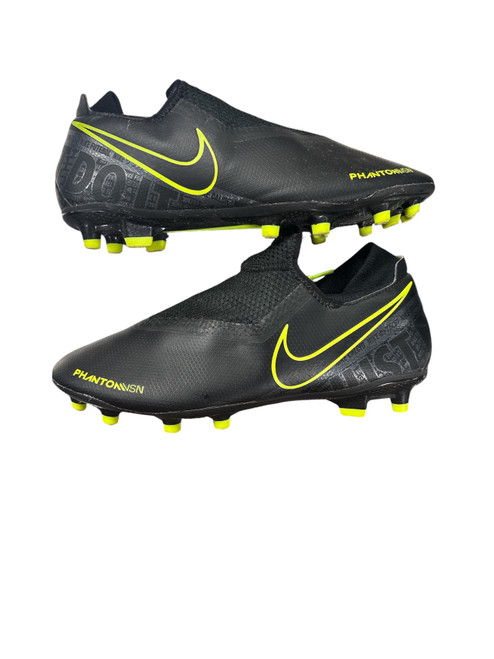 Vist Large View of Product Image Which is Used Nike Soccer Cleats Black Senior 7