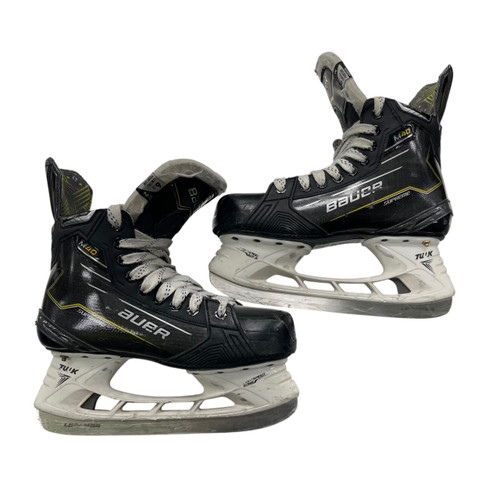 Vist Large View of Product Image Which is Used Bauer SUPREME M40 Senior Hockey Skate Senior 6.5