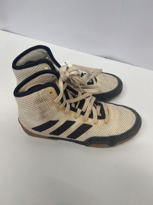 Vist Large View of Product Image Which is Used Adidas Wrestling Shoes White Junior 01