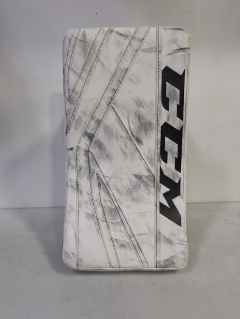 Vist Large View of Product Image Which is Used CCM P2.9 Inter Goalie Blocker White