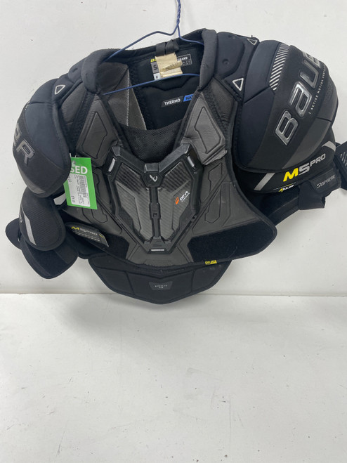 Vist Large View of Product Image Which is Used Bauer SUPREME M5PRO SHOULDER Senior Shoulder Pads LG