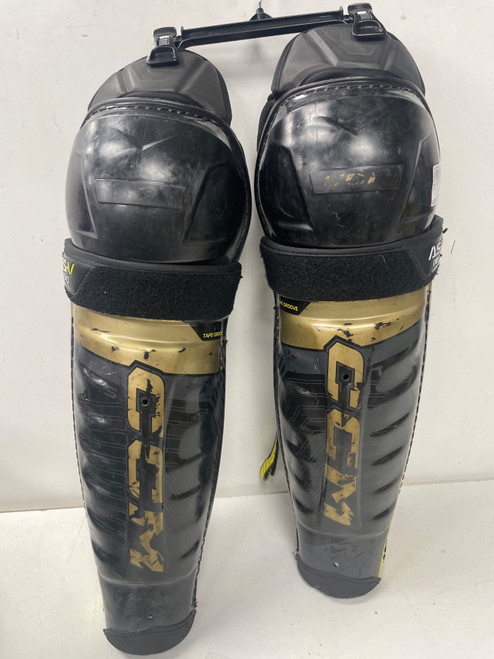 Vist Large View of Product Image Which is Used CCM TACKS AS-V PRO Senior Shin Guards None 17"
