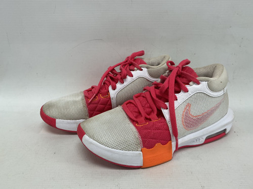 Vist Large View of Product Image Which is Used Nike Basketball Shoes W Pink And White Youth 08.0
