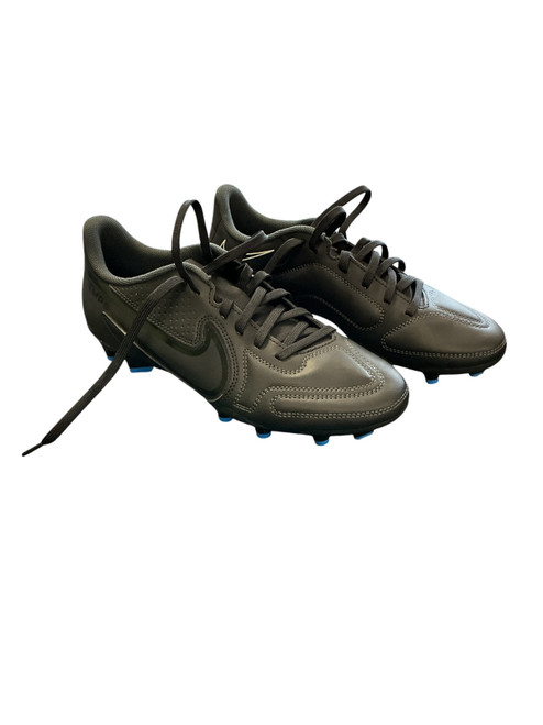 Vist Large View of Product Image Which is Used Nike TIEMPO Soccer Cleats Black Youth 07.5