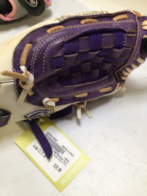 Vist Large View of Product Image Which is Used Rawlings FASTPITCH RH Throw Fastpitch Gloves None 11 1/2"
