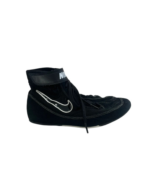 Vist Large View of Product Image Which is Used Nike Speed Sweep Jr 6 Wrestling Shoes