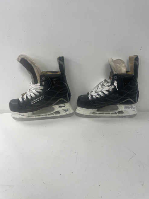 Vist Large View of Product Image Which is Used Bauer NEXUS 1000 Senior Hockey Skate Senior 9