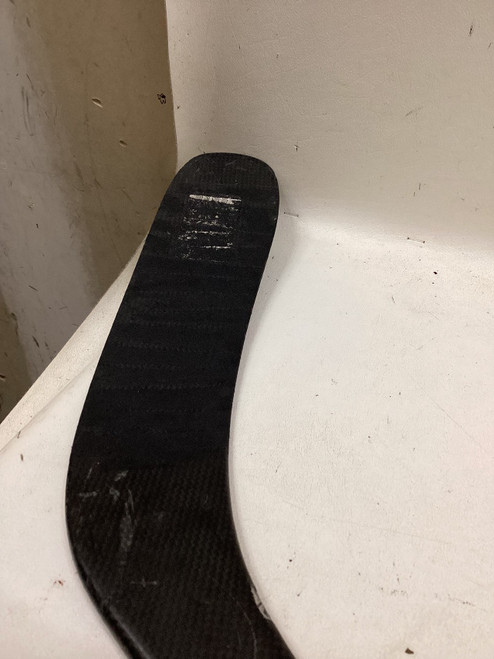 Vist Large View of Product Image Which is Used Bauer NEXUS - REPAIRED Senior One Piece Right 77 Flex