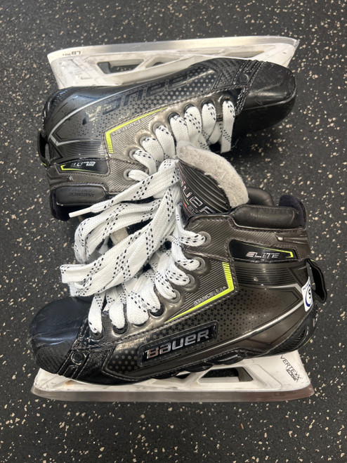 Vist Large View of Product Image Which is Used Bauer ELITE Intermediate Goalie Skate Intermediate 5.0