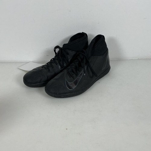 Vist Large View of Product Image Which is Used Nike Soccer Indoor Shoes Black Junior 03.5