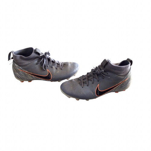 Vist Large View of Product Image Which is Used Nike Soccer Cleats Grey Youth 06.0