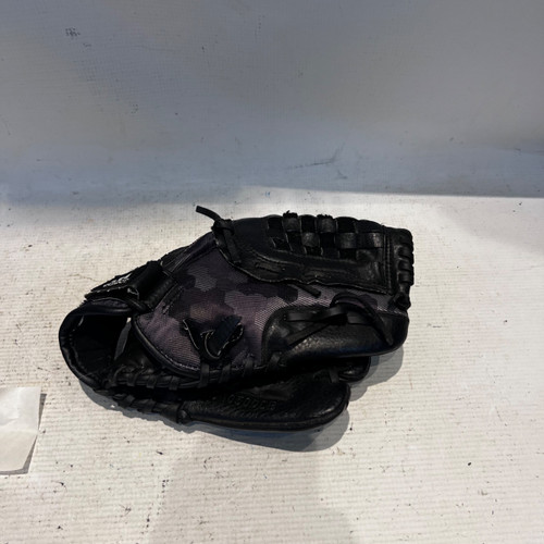 Vist Large View of Product Image Which is Used Adidas CAMO GLOVE BB/SB Glove RH Throw Black 10 1/2"