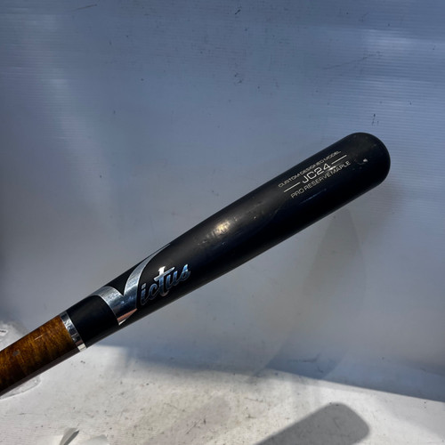 Vist Large View of Product Image Which is Used Victus JC24 PRO RESERVE MAPLE BB/SB Wood Bat 32"