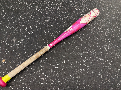 Vist Large View of Product Image Which is Used Easton PINK SAPPHIRE BB/SB Fastpitch Bat 27"