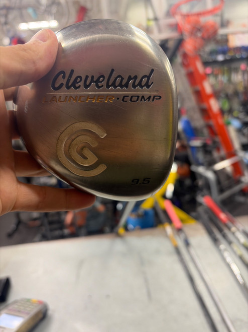 Vist Large View of Product Image Which is Used Cleveland LAUNCHER COMP Mens Driver RH 9.5 Degree