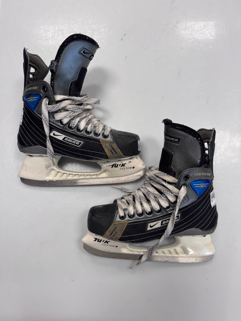 Vist Large View of Product Image Which is Used Bauer SUPREME 50 Senior Hockey Skate Senior 6.5