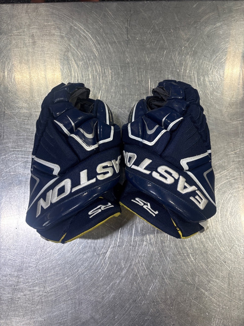 Vist Large View of Product Image Which is Used Easton R5 GLOVES Senior Gloves Navy Blue 13"