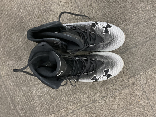 Vist Large View of Product Image Which is Used Under Armour HIGHLIGHT Adult FB Cleats Black Senior 9.5