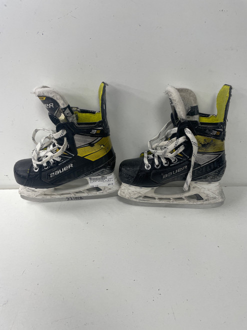 Vist Large View of Product Image Which is Used Bauer SUPREME 3S Junior Hockey Skate Junior 01