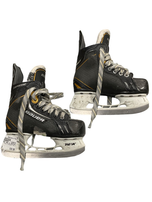 Vist Large View of Product Image Which is Used Bauer SUPREME ONE.6 Youth Hockey Skate Youth 10.0