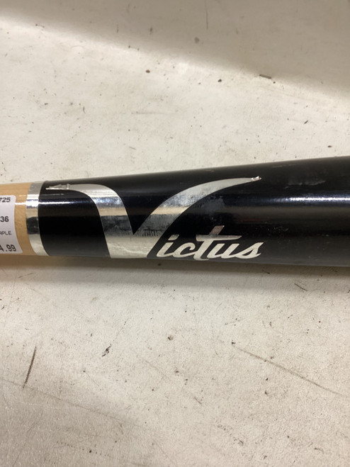 Vist Large View of Product Image Which is Used Victus V-CUT MAPLE BB/SB Wood Bat 31"