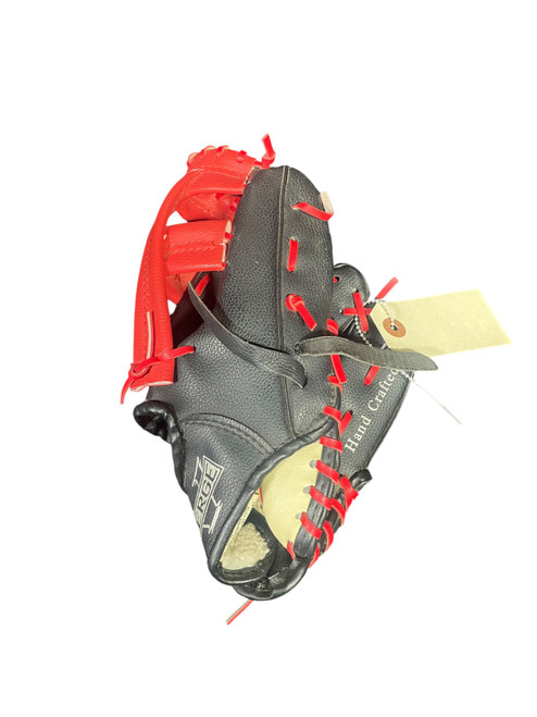 Vist Large View of Product Image Which is Used VERGE BB/SB Glove RH Throw Black 9"