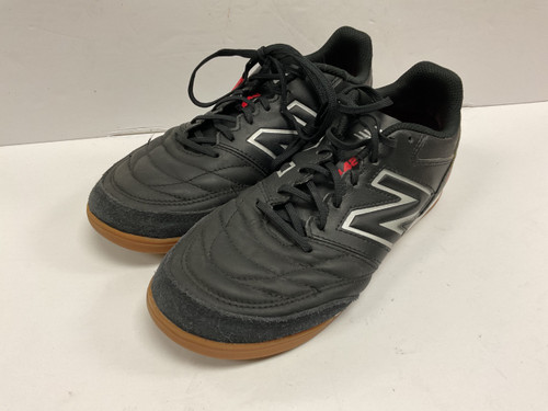 Vist Large View of Product Image Which is Used New Balance 442 MS421BK2 Soccer Indoor Shoes Black Senior 7