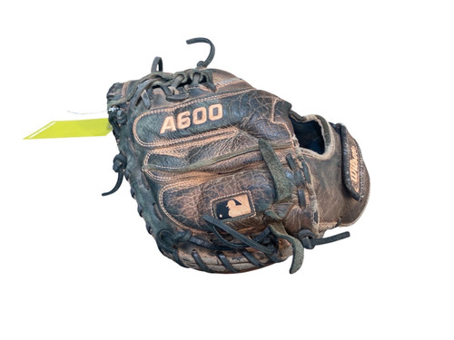 Vist Large View of Product Image Which is Used Wilson A600 BB/SB Catchers RH Throw Royal Blue 33"