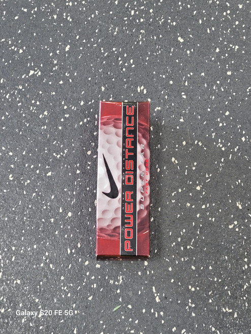 Vist Large View of Product Image Which is Used Nike POWER DISTANCE 3 Ball - Golf Ball Sleeve