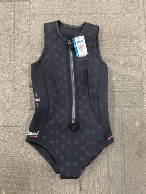 Vist Large View of Product Image Which is Used Womens Full Suit Black MD
