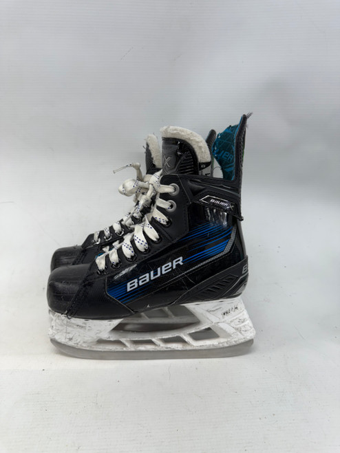 Vist Large View of Product Image Which is Used Bauer X Junior Hockey Skate Junior 01