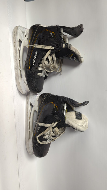 Vist Large View of Product Image Which is Used Bauer M5 PRO SKATES Senior Hockey Skate Senior 5