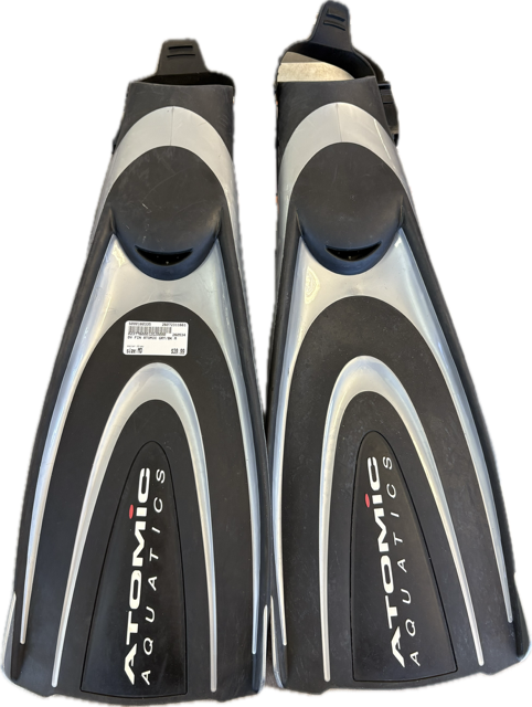 Vist Large View of Product Image Which is Used Underwater Fins Grey MD