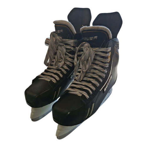 Vist Large View of Product Image Which is Used Bauer ONE.7 SUPREME Senior Hockey Skate Senior 12.5