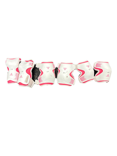 Vist Large View of Product Image Which is Used Firefly Inline Protective Set White SM