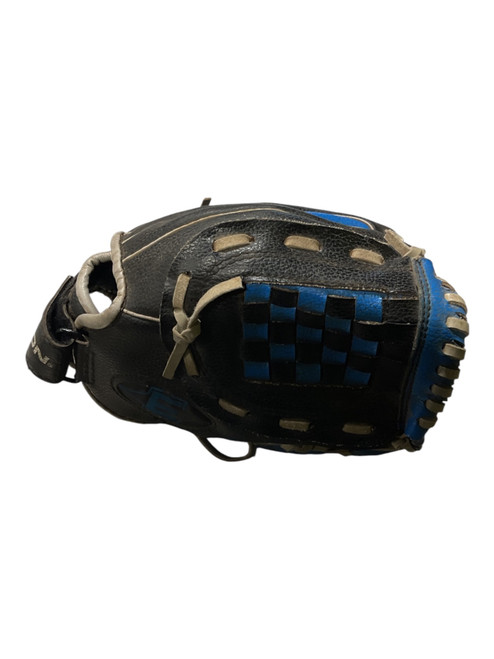 Vist Large View of Product Image Which is Used Easton EKP3500 BB/SB Glove RH Throw Black 9 1/2"