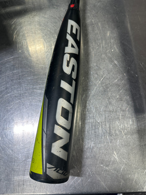 Vist Large View of Product Image Which is Used Easton ADV 360 BB/SB USA 2 5/8 Bat 30"