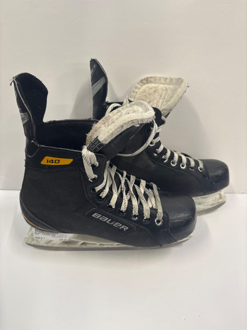 Vist Large View of Product Image Which is Used Bauer SUPREME 140 Senior Hockey Skate Senior 7