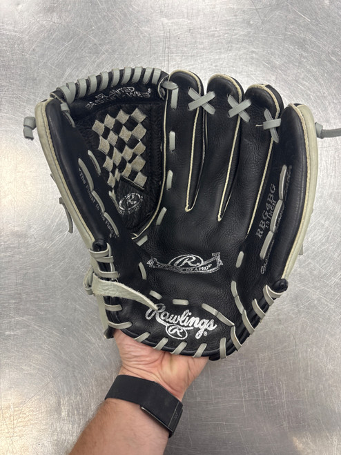 Vist Large View of Product Image Which is Used Rawlings RBG4BG Glove RH Throw Black 13"