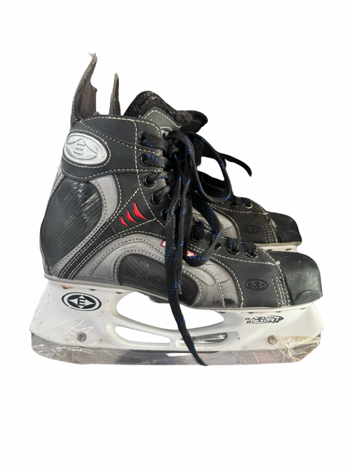 Vist Large View of Product Image Which is Used Easton SYNERGY 500ST Senior Hockey Skate Senior 7