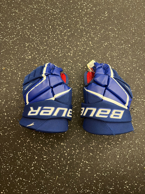 Vist Large View of Product Image Which is Used Bauer VAPOR X Junior Gloves Royal Blue 12"
