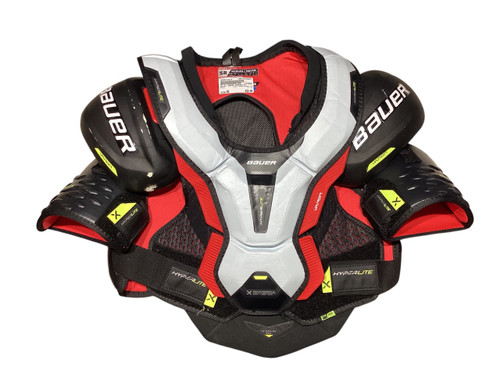 Vist Large View of Product Image Which is Used Bauer VAPOR HYPERLITE Senior Shoulder Pads MD