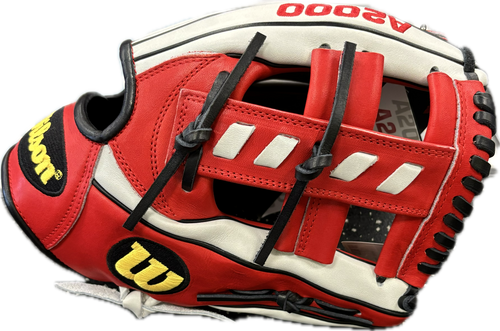 Vist Large View of Product Image Which is Used Wilson A2000 1716 BB/SB Glove RH Throw Red And White 11 1/2"