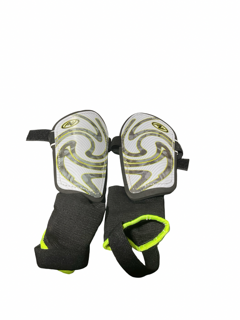 Vist Large View of Product Image Which is Used Soccer Shin Guards Junior White SM