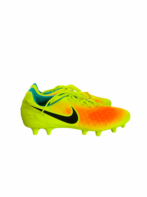 Vist Large View of Product Image Which is Used Nike Soccer Cleats Yellow Senior 7.5