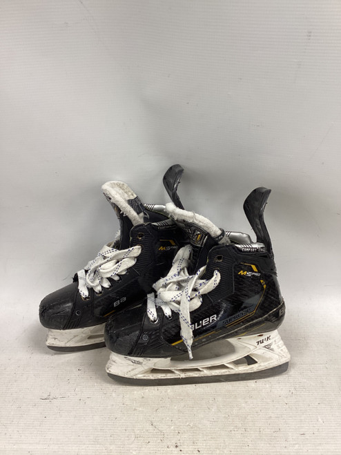 Vist Large View of Product Image Which is Used Bauer M5 PRO SKATES Junior Hockey Skate Junior 04